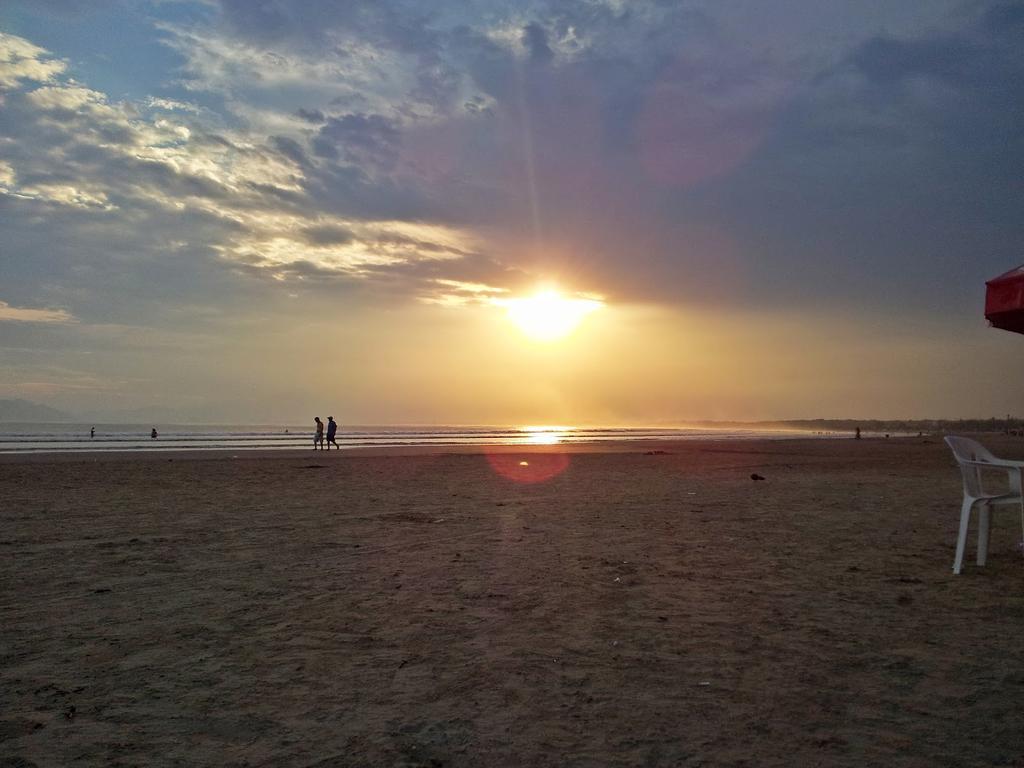 Pousada Raios De Sol Indaia เบอร์ทีโอกา ภายนอก รูปภาพ